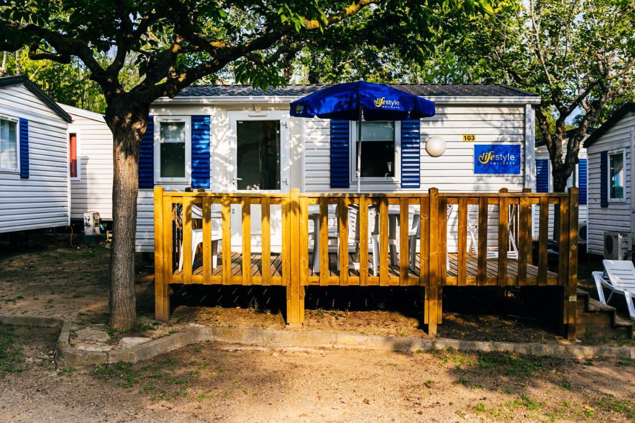 Castell Montgri - Mobile Homes By Lifestyle Holidays L'Estartit Ruang foto