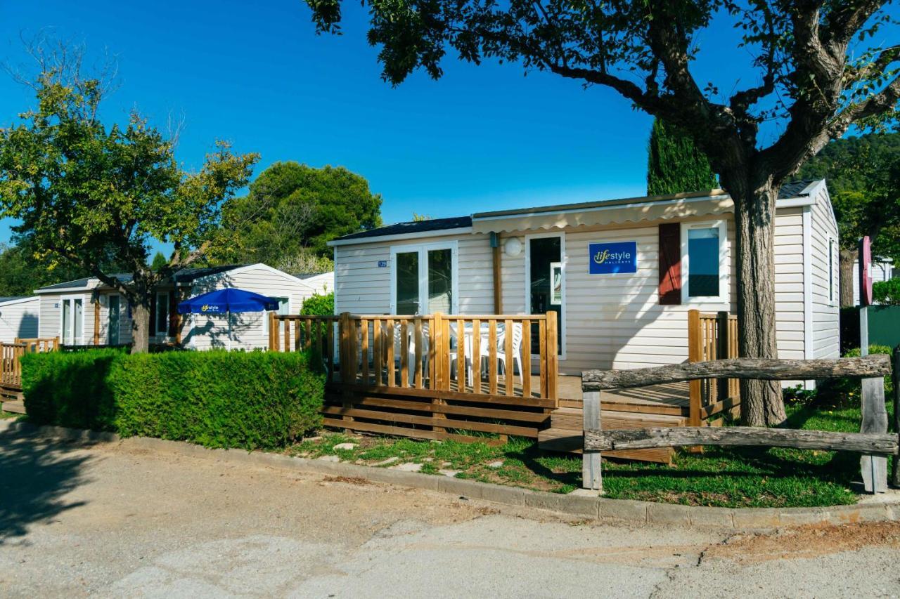 Castell Montgri - Mobile Homes By Lifestyle Holidays L'Estartit Bagian luar foto