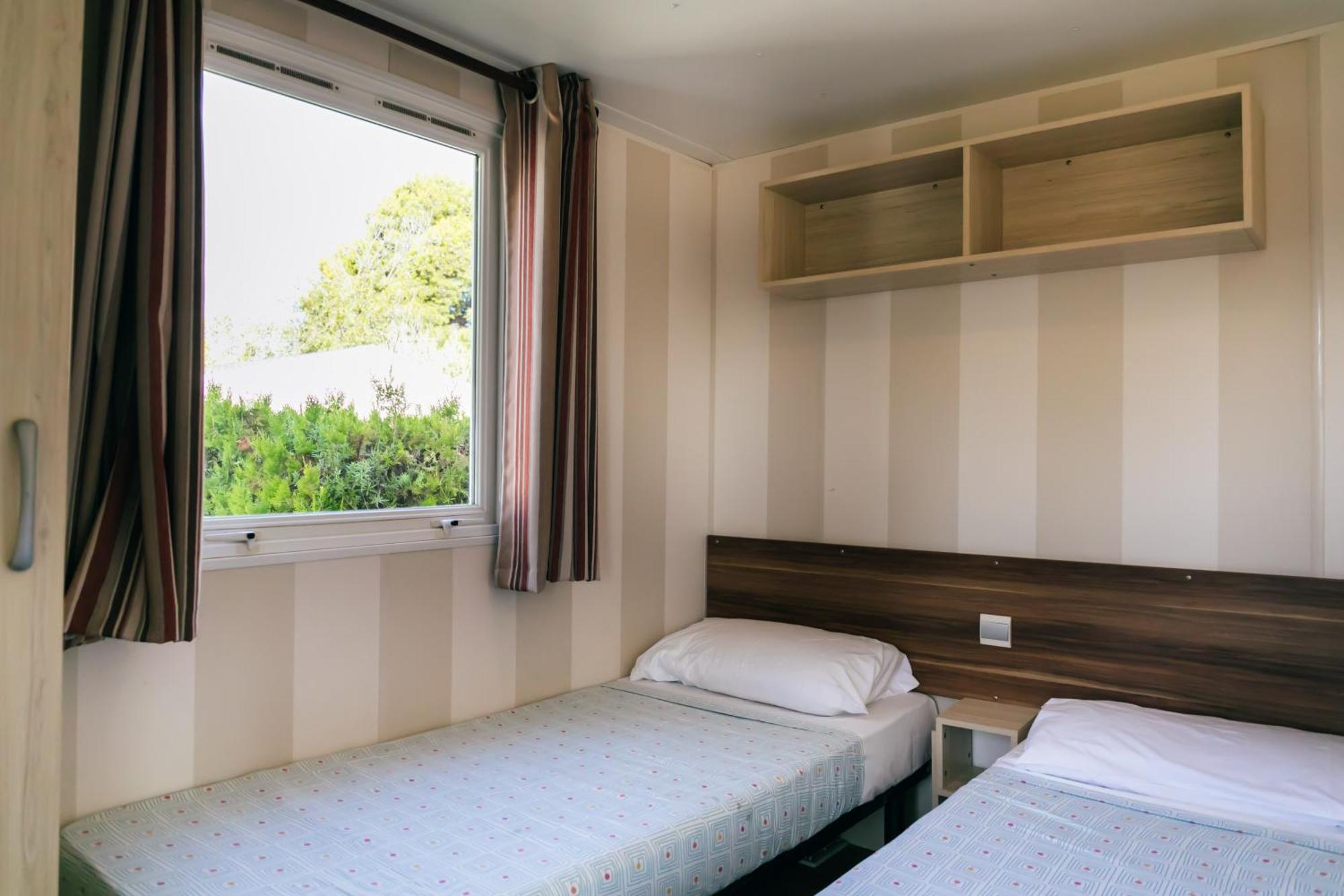 Castell Montgri - Mobile Homes By Lifestyle Holidays L'Estartit Ruang foto