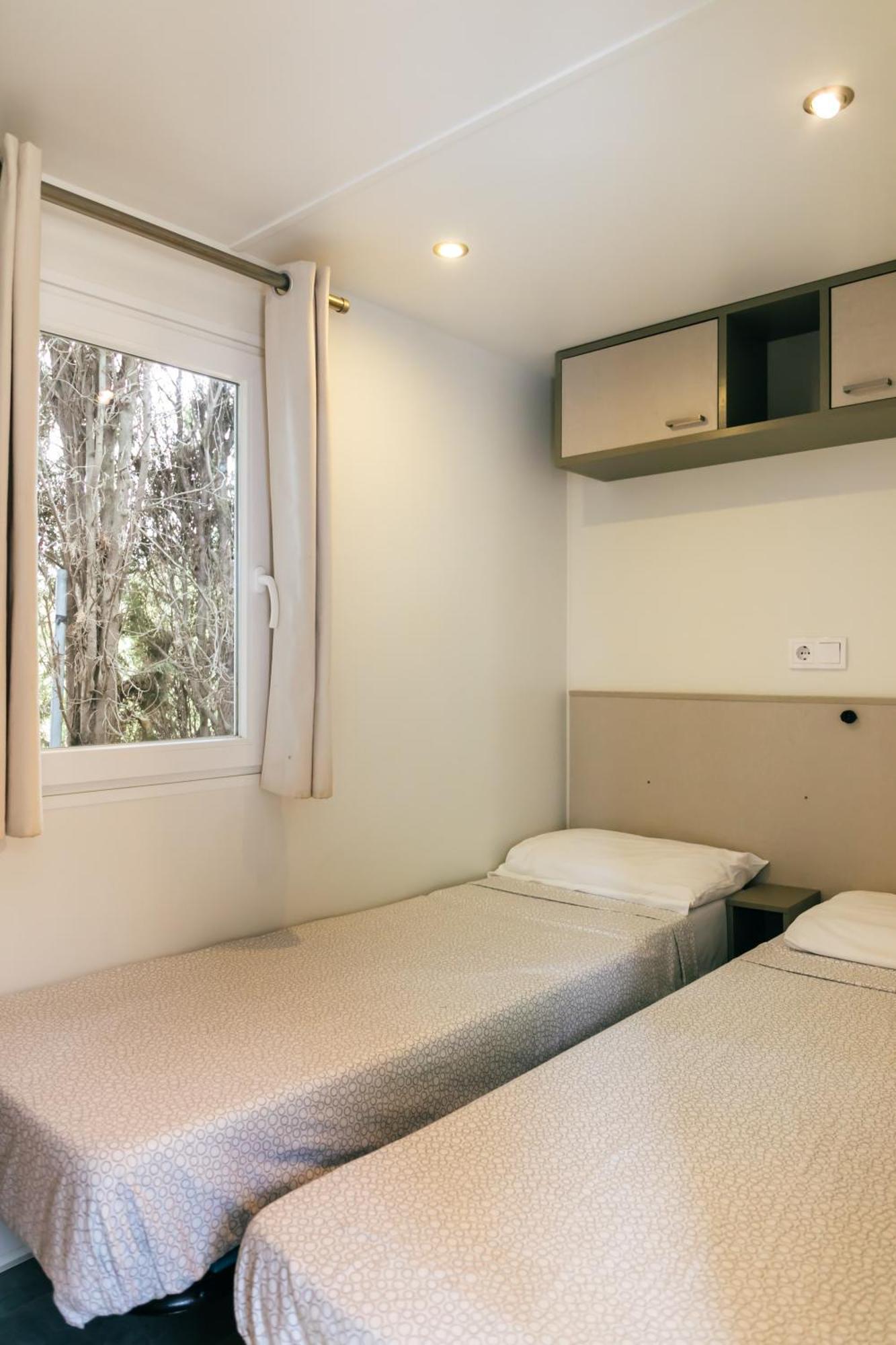 Castell Montgri - Mobile Homes By Lifestyle Holidays L'Estartit Ruang foto