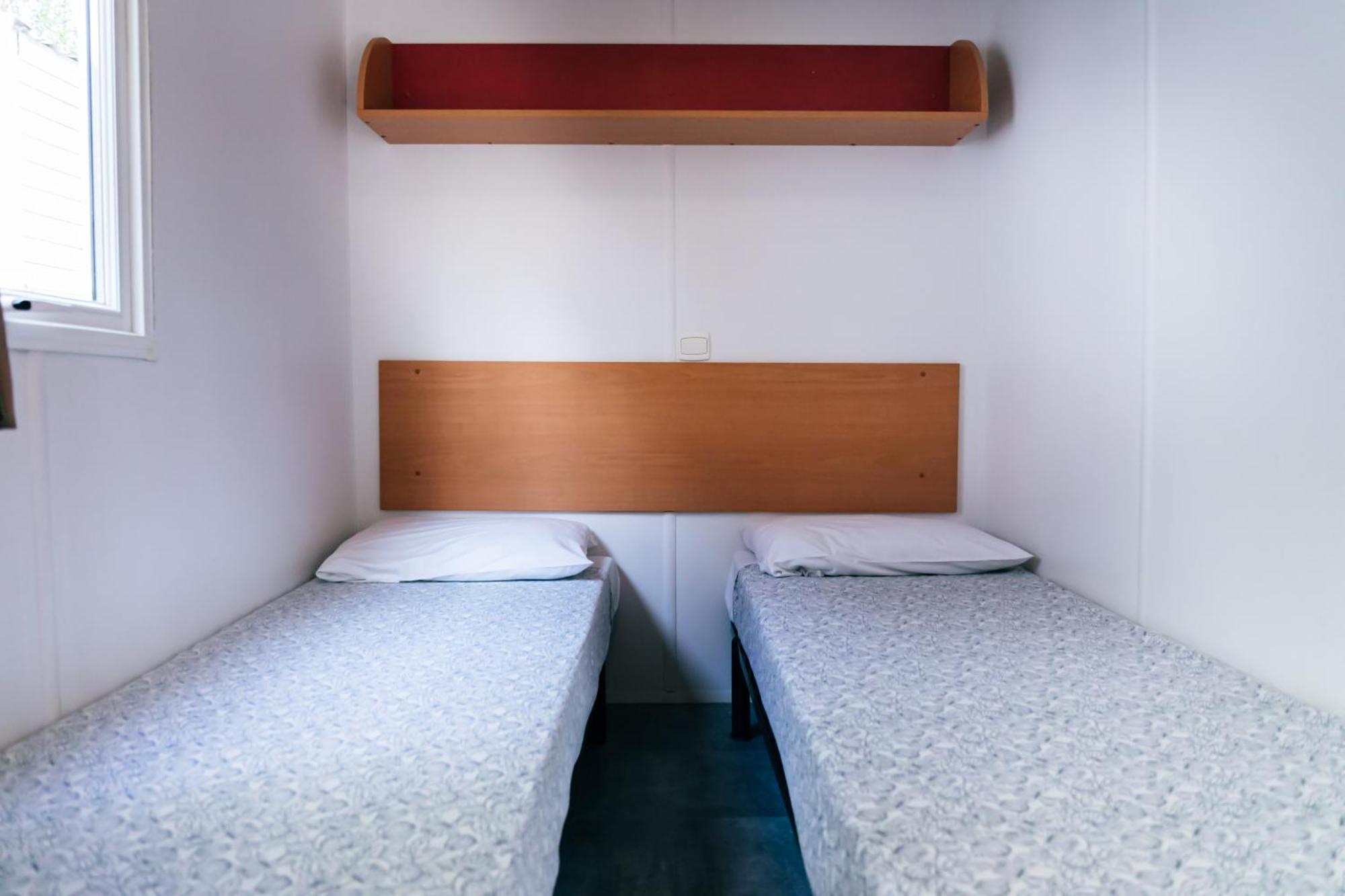 Castell Montgri - Mobile Homes By Lifestyle Holidays L'Estartit Ruang foto